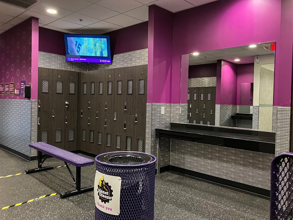 Does Planet Fitness Have a Locker Room