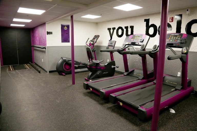 Does Planet Fitness Open on Christmas