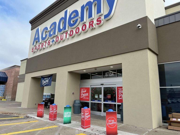 Is Academy Sports And Outdoors Open on Christmas